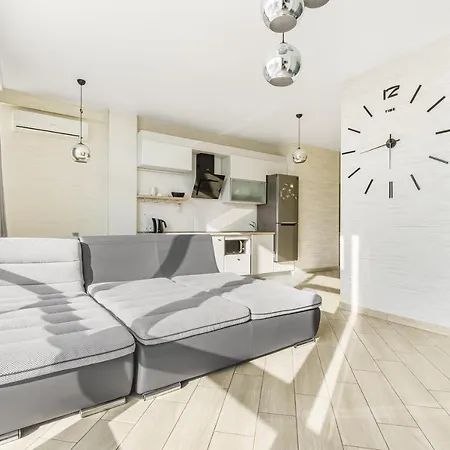 Gagarin Plaza 1-bedroom