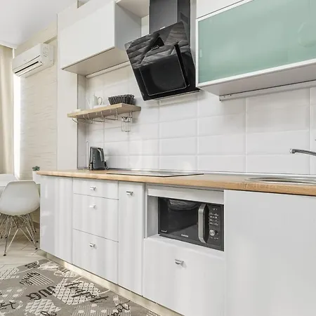 Gagarin Plaza 1-bedroom Apartment Odesa