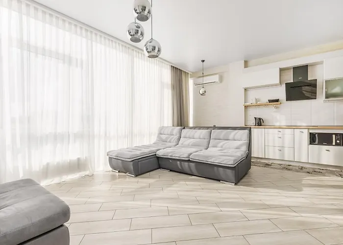 דירה Gagarin Plaza 1-bedroom אודסה